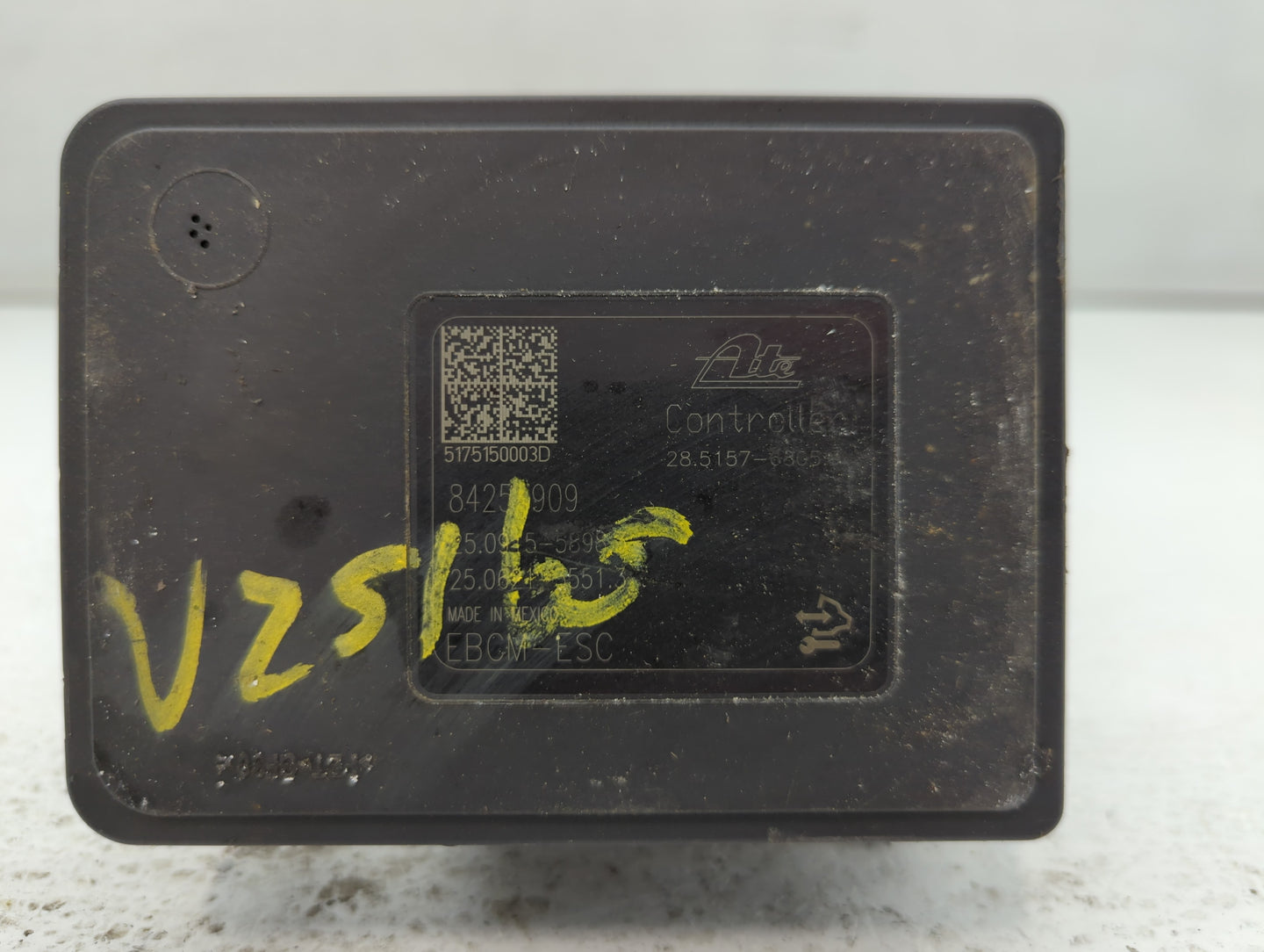 2018-2019 Chevrolet Equinox ABS Pump Control Module Replacement P/N:84254906 84414759, 84414760 Fits Fits 2018 2019 2020 202