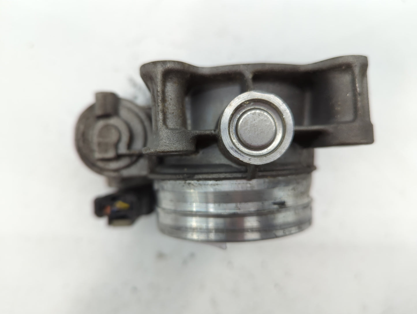 2018-2020 Chevrolet Equinox Throttle Body P/N:12670837AA Fits Fits 2013 2014 2015 2016 2017 2018 2019 2020 2021 OEM Used Aut