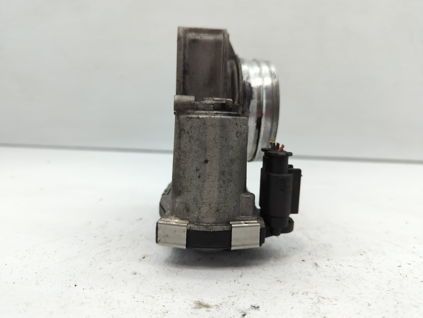 2018-2020 Chevrolet Equinox Throttle Body P/N:12670837AA Fits Fits 2013 2014 2015 2016 2017 2018 2019 2020 2021 OEM Used Aut