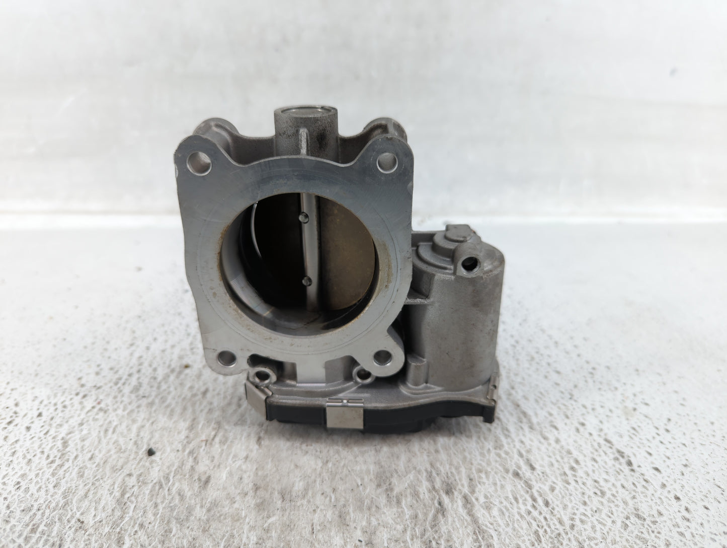 2018-2020 Chevrolet Equinox Throttle Body P/N:12670837AA Fits Fits 2013 2014 2015 2016 2017 2018 2019 2020 2021 OEM Used Aut