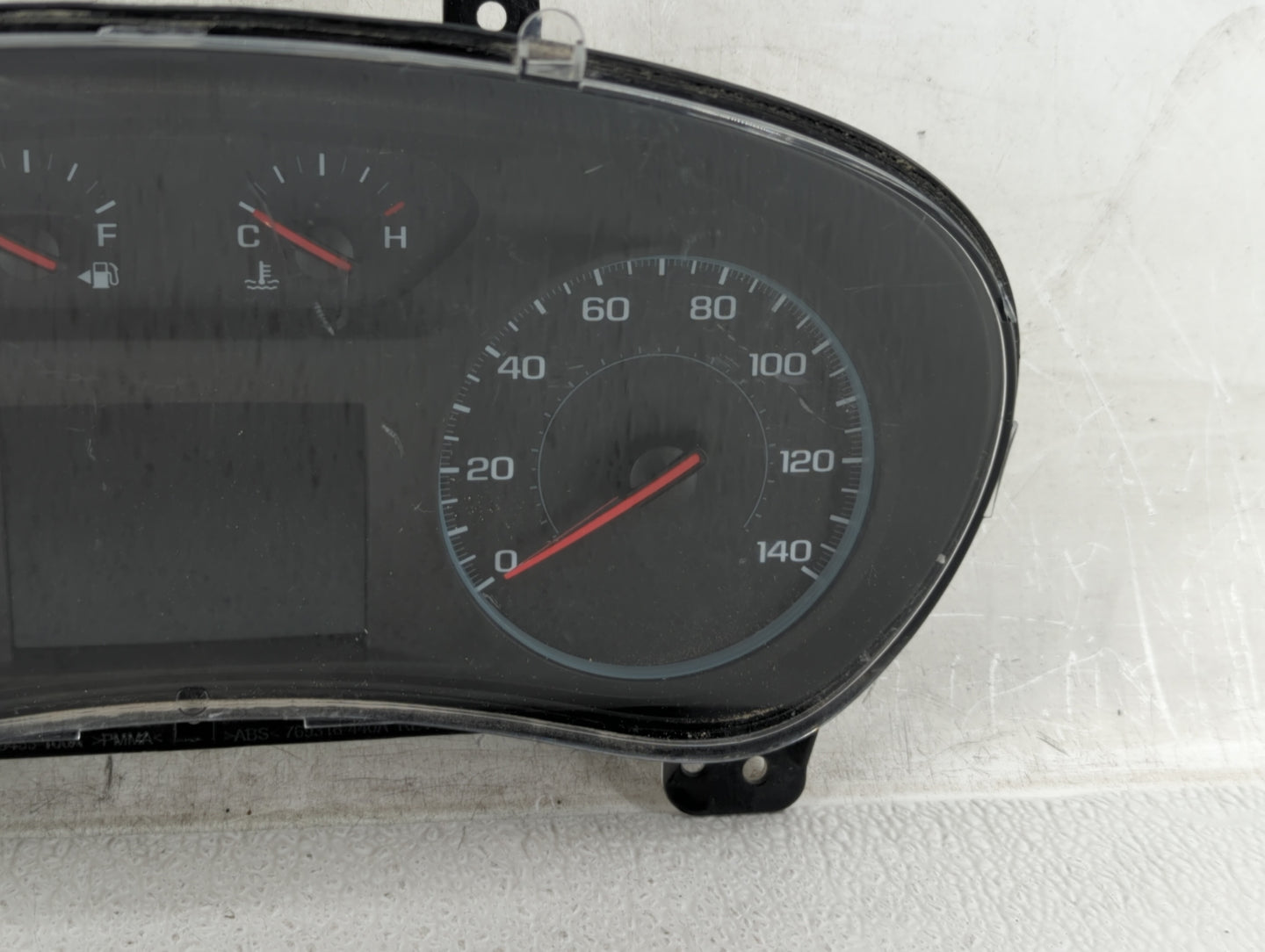 2018 Chevrolet Equinox Instrument Cluster Speedometer Gauges Fits OEM Used Auto Parts - Oemusedautoparts1.com