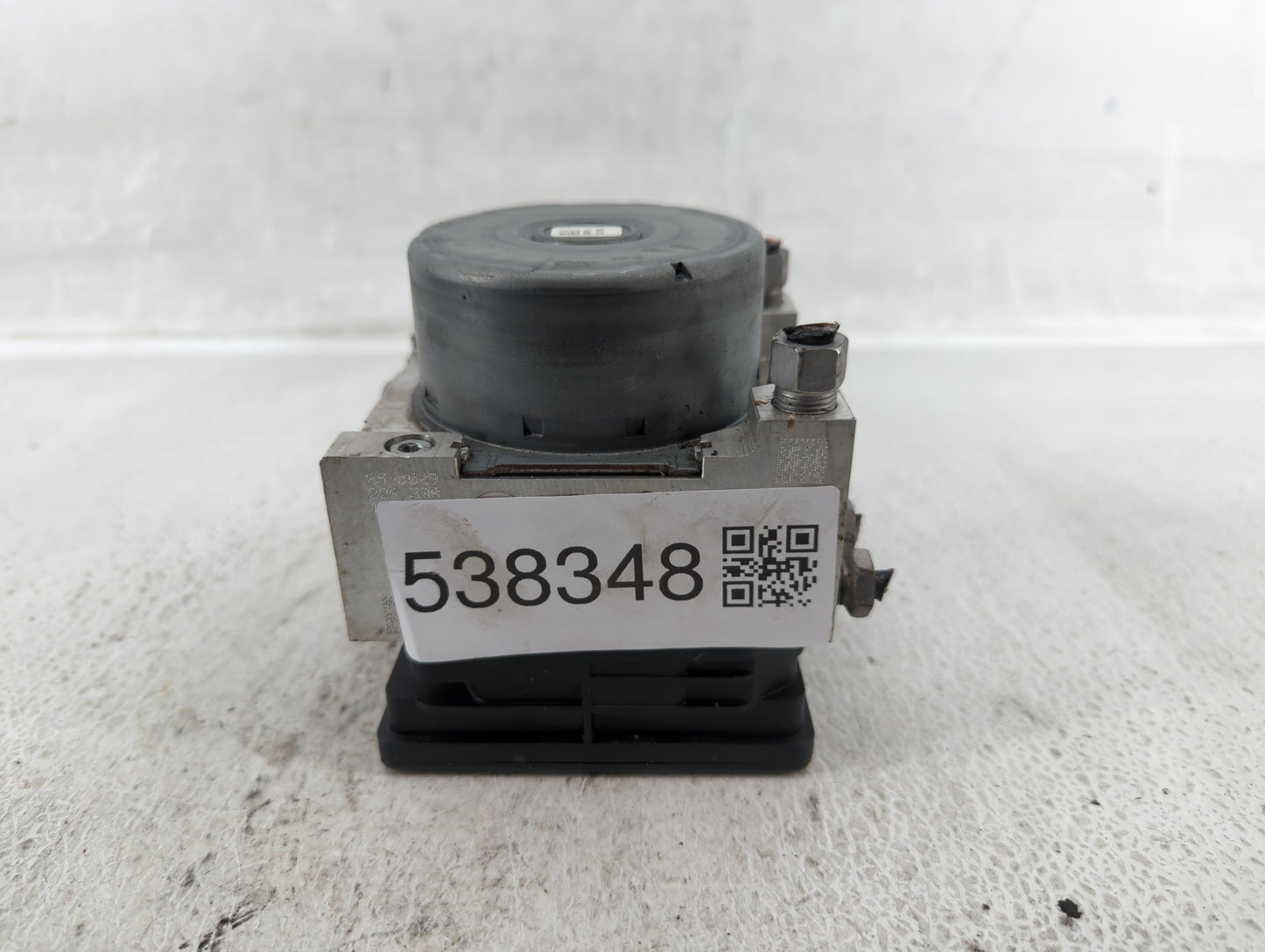 2018-2019 Chevrolet Equinox ABS Pump Control Module Replacement P/N:84342052 Fits Fits 2018 2019 2020 2021 OEM Used Auto Par