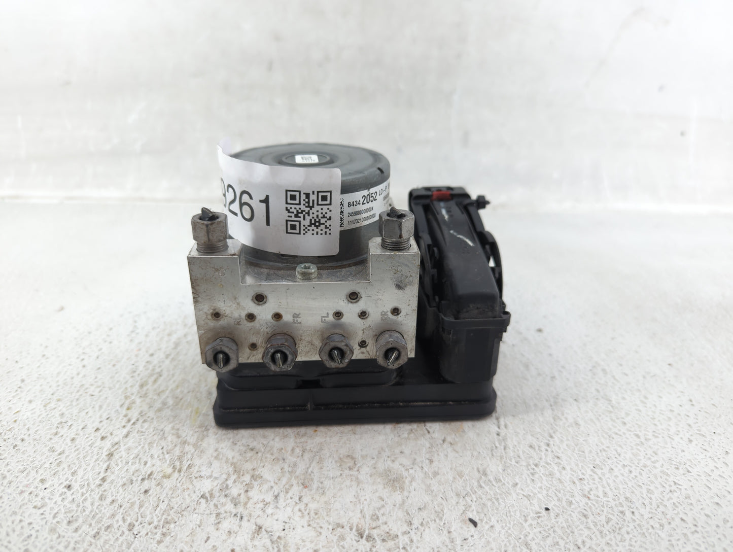 2018-2019 Chevrolet Equinox ABS Pump Control Module Replacement P/N:84342052 Fits Fits 2018 2019 2020 2021 OEM Used Auto Par
