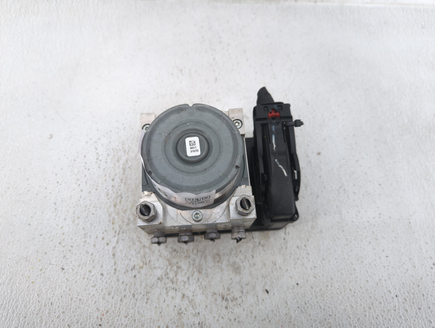 2018-2019 Chevrolet Equinox ABS Pump Control Module Replacement P/N:84342052 Fits Fits 2018 2019 2020 2021 OEM Used Auto Par