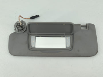 2018-2019 Chevrolet Equinox Sun Visor Shade Replacement Driver Left Mirror Fits Fits 2018 2019 OEM Used Auto Parts - Oemused