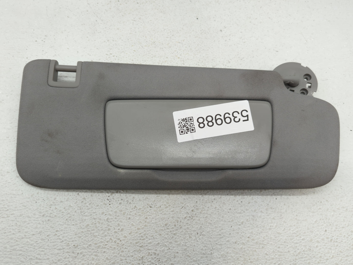 2018-2019 Chevrolet Equinox Sun Visor Shade Replacement Passenger Right Mirror Fits Fits 2018 2019 OEM Used Auto Parts - Oem