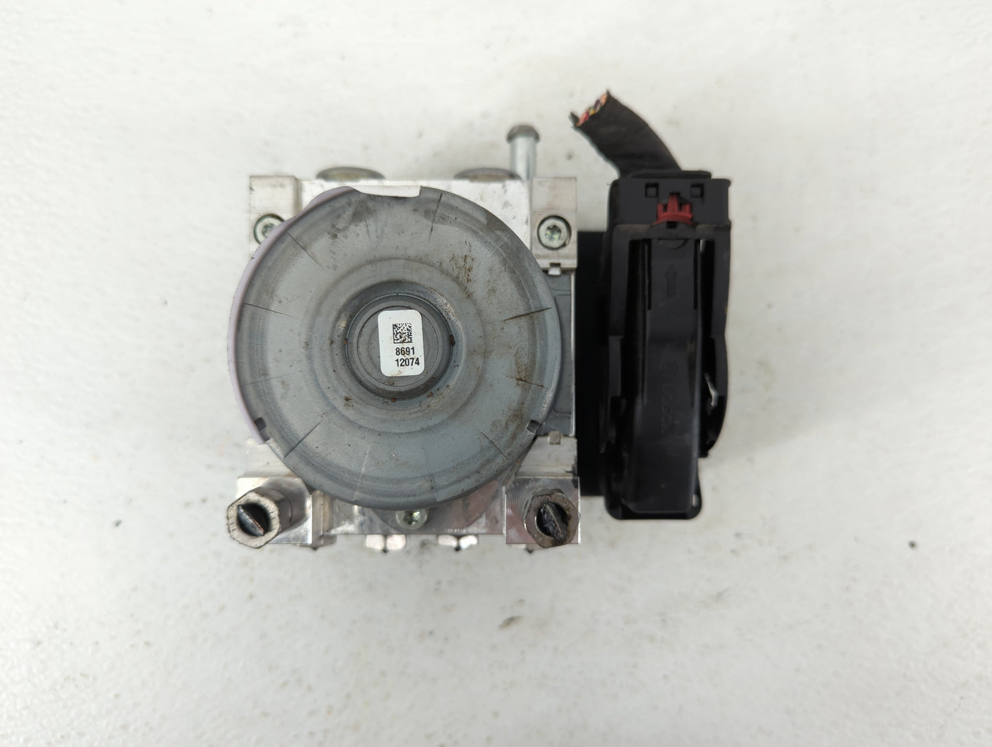 2018-2019 Chevrolet Equinox ABS Pump Control Module Replacement P/N:84254906 Fits Fits 2018 2019 2020 2021 OEM Used Auto Par