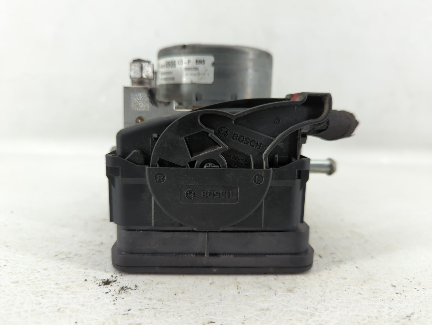 2018-2019 Chevrolet Equinox ABS Pump Control Module Replacement P/N:84254906 Fits Fits 2018 2019 2020 2021 OEM Used Auto Par
