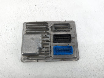 compare product 2018-2020 Chevrolet Equinox PCM Engine Control Computer ECU ECM PCU OEM P/N:12683660 12688128 Fits OEM Used Auto Parts
