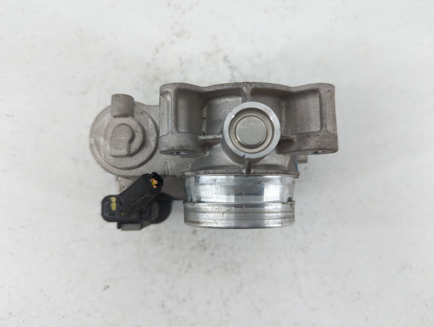 2018-2022 Chevrolet Equinox Throttle Body P/N:12671379AA Fits Fits 2016 2017 2018 2019 2020 2021 2022 OEM Used Auto Parts - 
