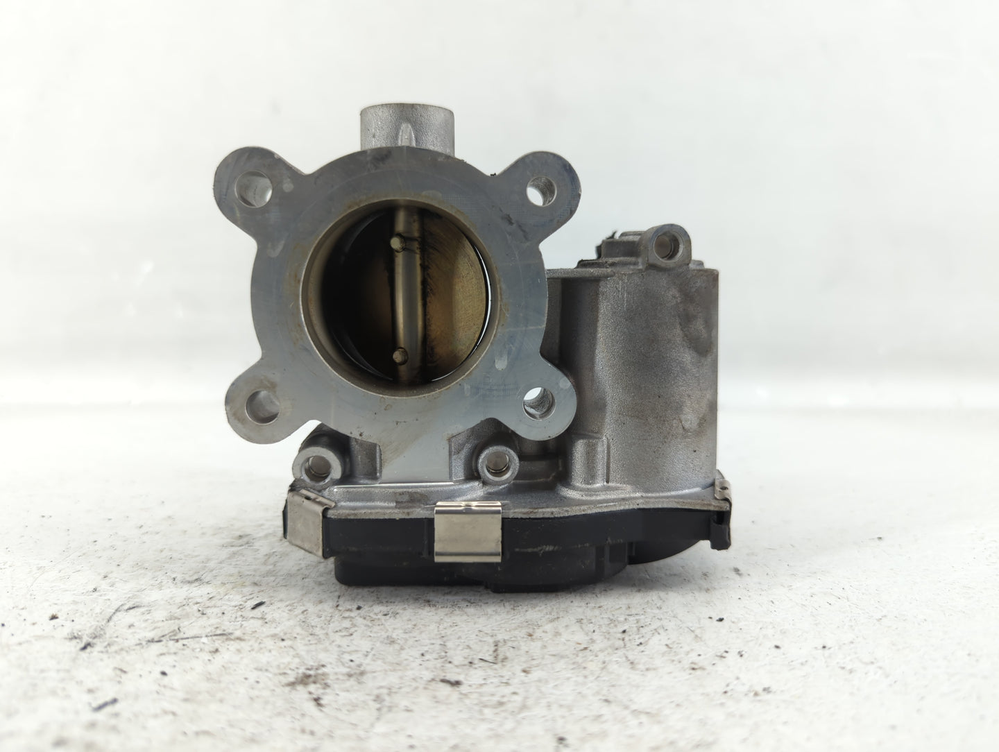2018-2022 Chevrolet Equinox Throttle Body P/N:12671379AA Fits Fits 2016 2017 2018 2019 2020 2021 2022 OEM Used Auto Parts - 