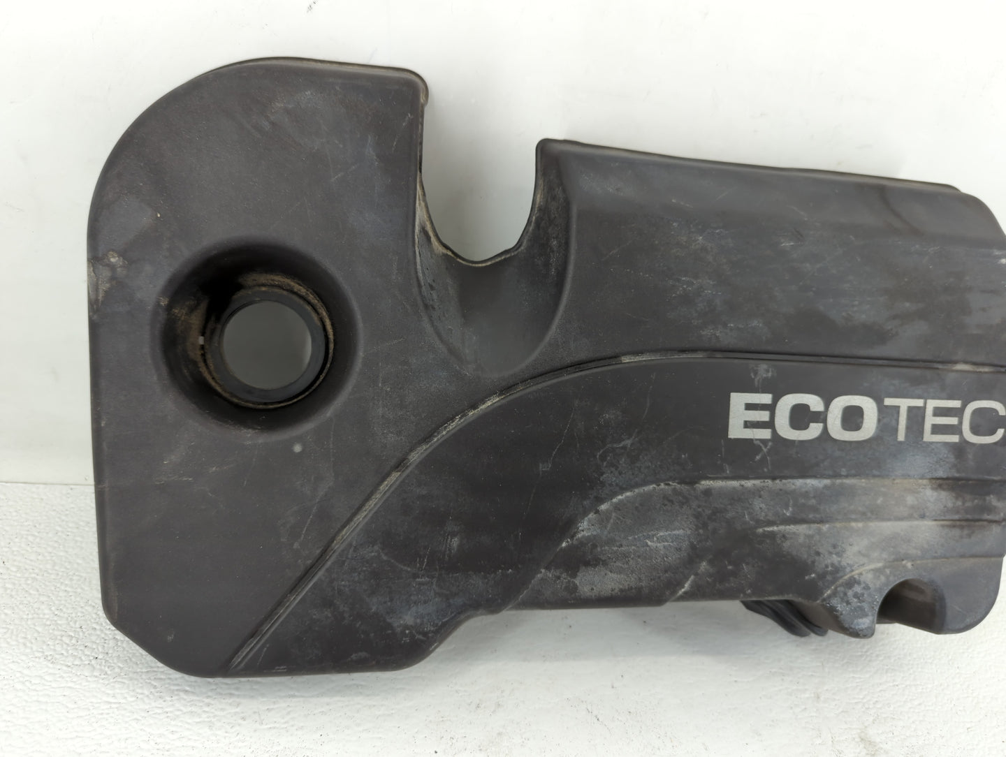 2018 Chevrolet Equinox Engine Cover - Oemusedautoparts1.com
