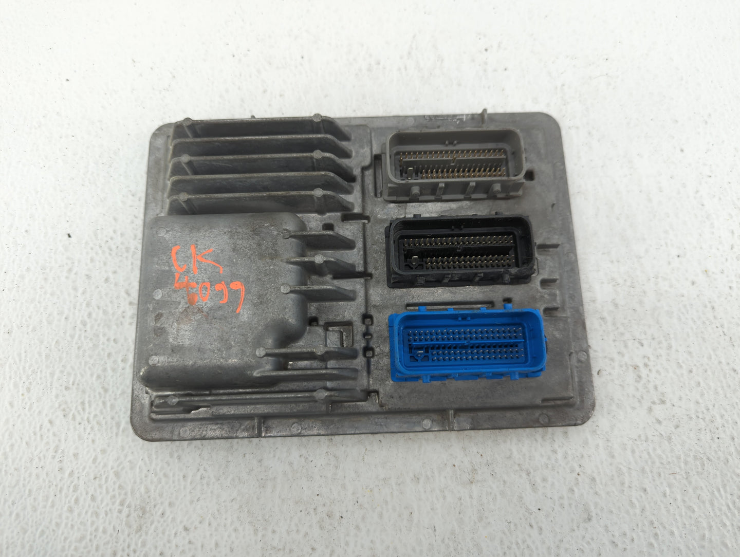 2018-2020 Chevrolet Equinox PCM Engine Control Computer ECU ECM PCU OEM P/N:12688128 Fits Fits 2017 2018 2019 2020 2021 2022
