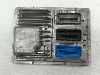compare product 2018-2020 Chevrolet Equinox PCM Engine Control Computer ECU ECM PCU OEM P/N:12688128 811839393 Fits OEM Used Auto Parts