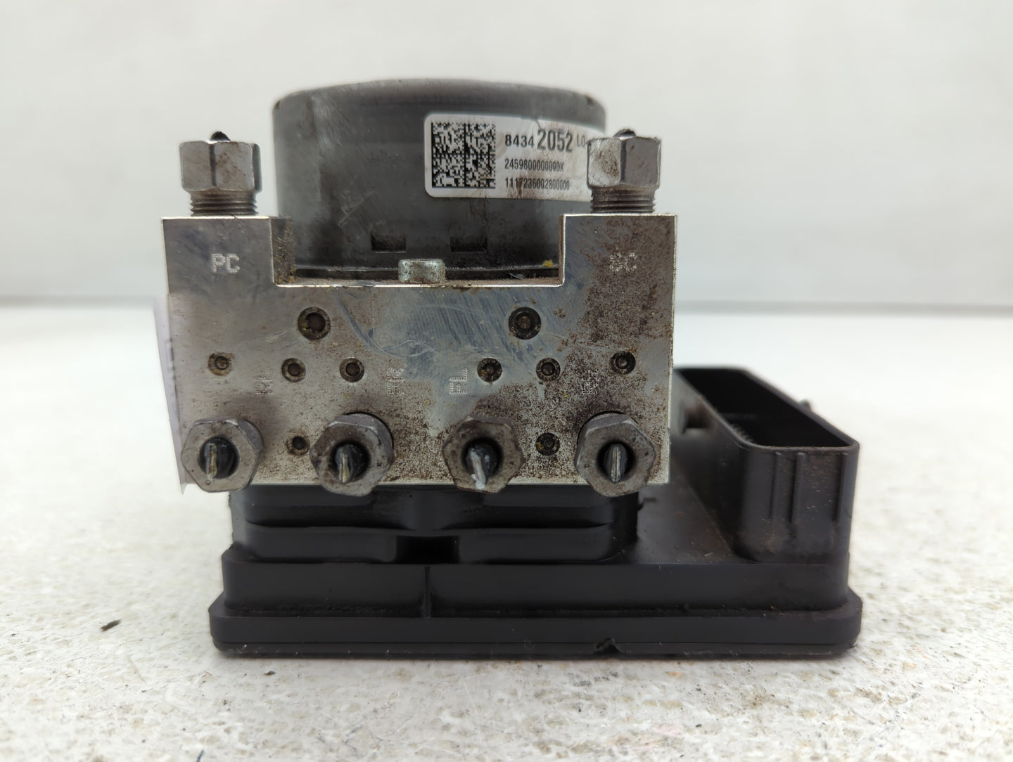 2018-2019 Chevrolet Equinox ABS Pump Control Module Replacement P/N:84342052 Fits Fits 2018 2019 2020 2021 OEM Used Auto Par