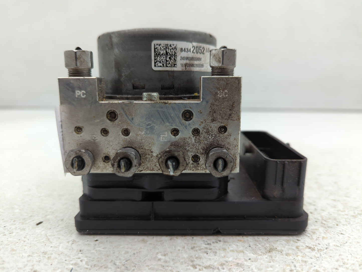 2018-2019 Chevrolet Equinox ABS Pump Control Module Replacement P/N:84342052 Fits Fits 2018 2019 2020 2021 OEM Used Auto Par