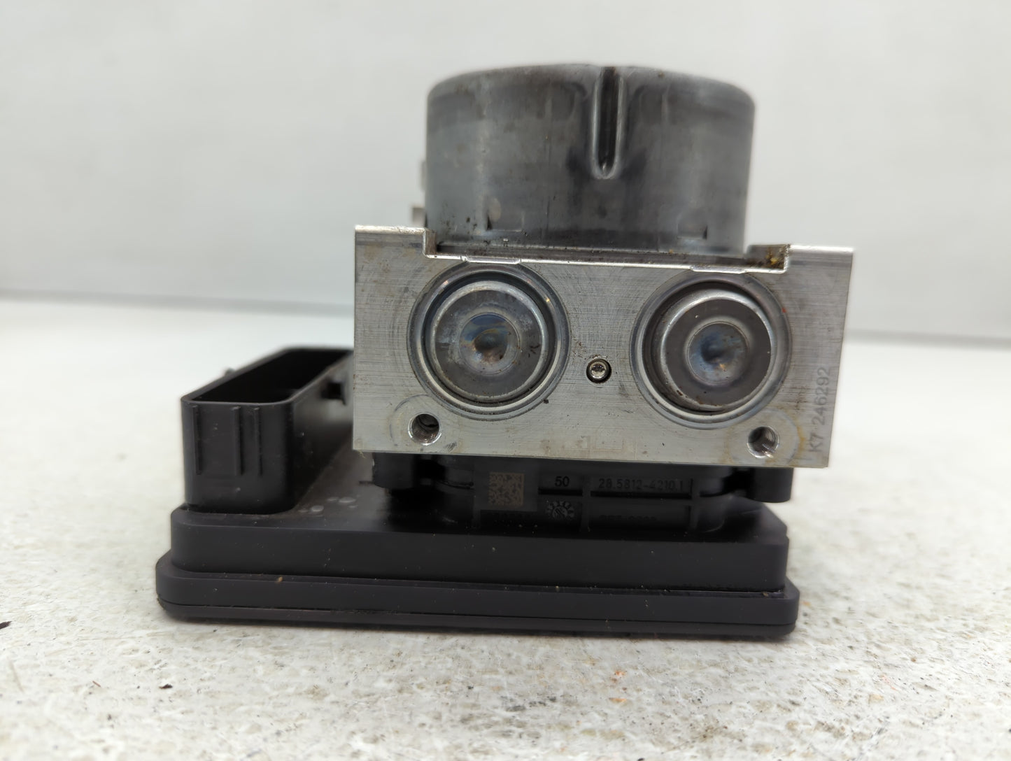 2018-2019 Chevrolet Equinox ABS Pump Control Module Replacement P/N:84342052 Fits Fits 2018 2019 2020 2021 OEM Used Auto Par