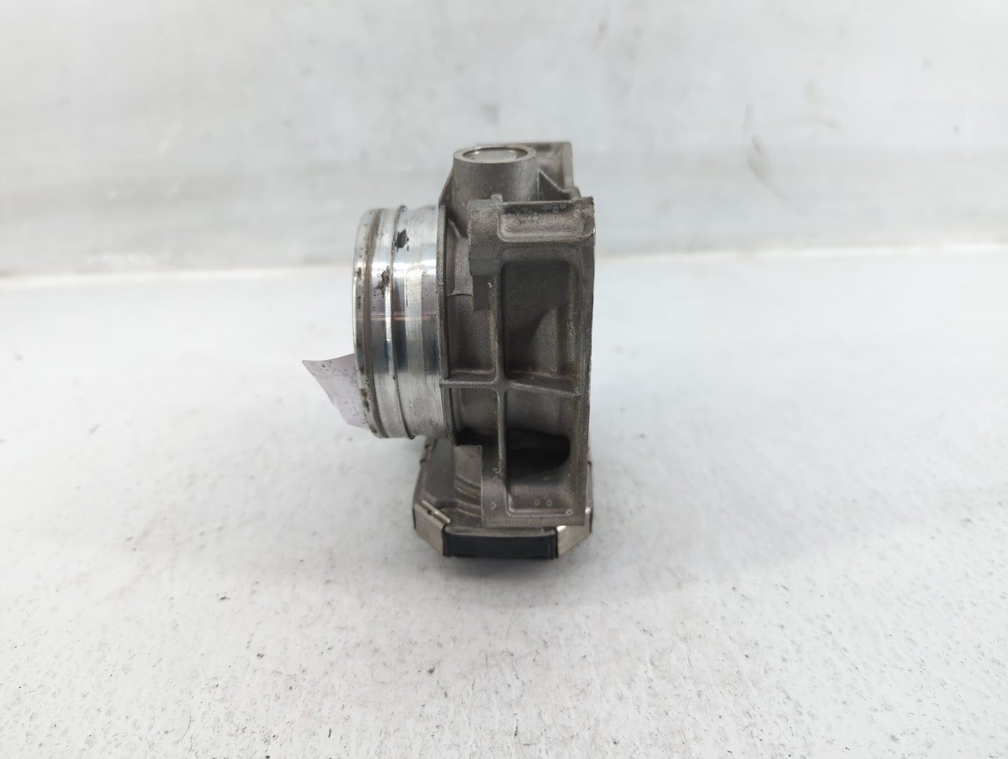 2018-2020 Chevrolet Equinox Throttle Body P/N:12670837AA Fits Fits 2013 2014 2015 2016 2017 2018 2019 2020 2021 OEM Used Aut
