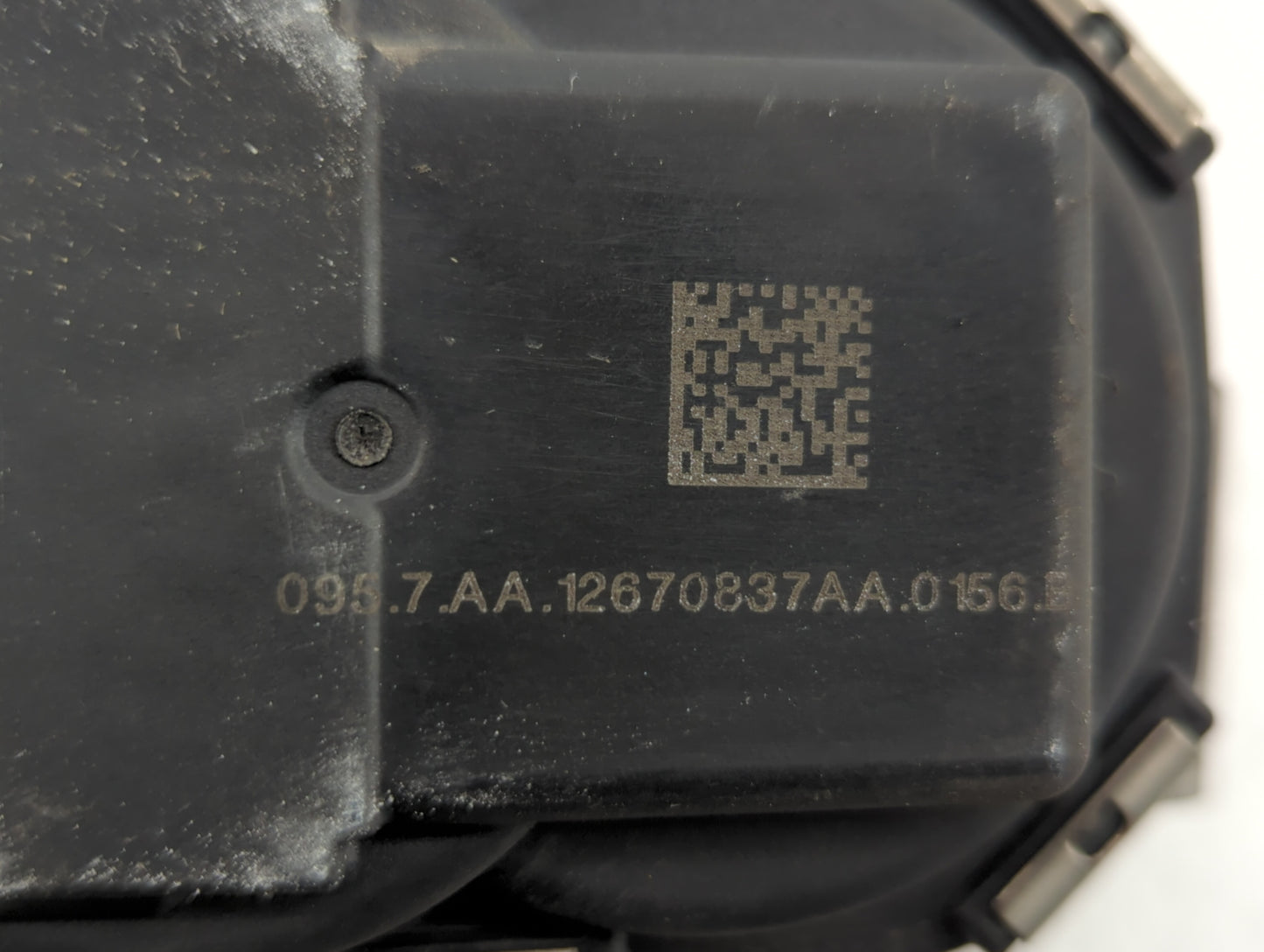 2018-2020 Chevrolet Equinox Throttle Body P/N:12670837AA Fits Fits 2013 2014 2015 2016 2017 2018 2019 2020 2021 OEM Used Aut