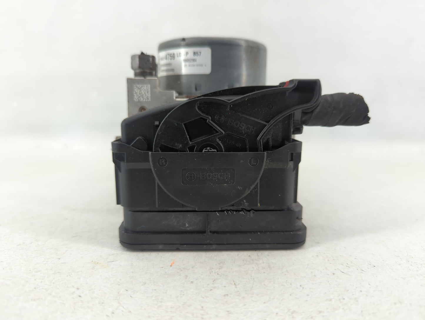 2018-2019 Chevrolet Equinox ABS Pump Control Module Replacement P/N:84414759 84342052 Fits Fits 2018 2019 2020 2021 OEM Used