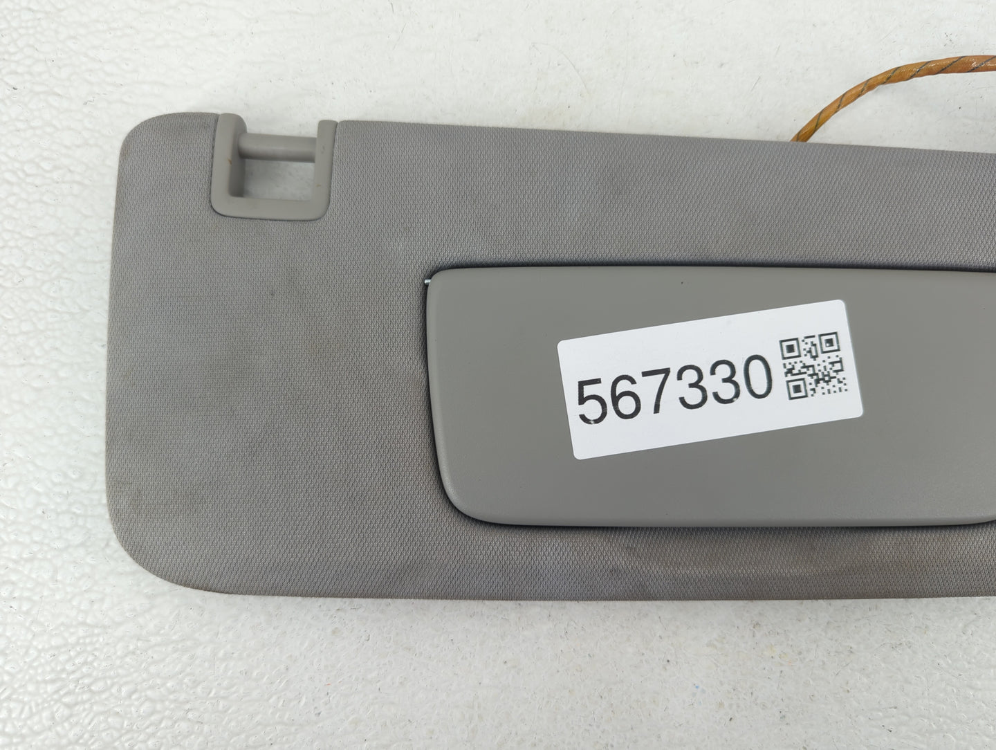 2018-2019 Chevrolet Equinox Sun Visor Shade Replacement Driver Left Mirror Fits Fits 2018 2019 OEM Used Auto Parts - Oemused