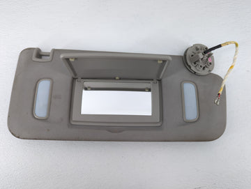 2018-2019 Chevrolet Equinox Sun Visor Shade Replacement Passenger Right Mirror Fits Fits 2018 2019 OEM Used Auto Parts - Oem