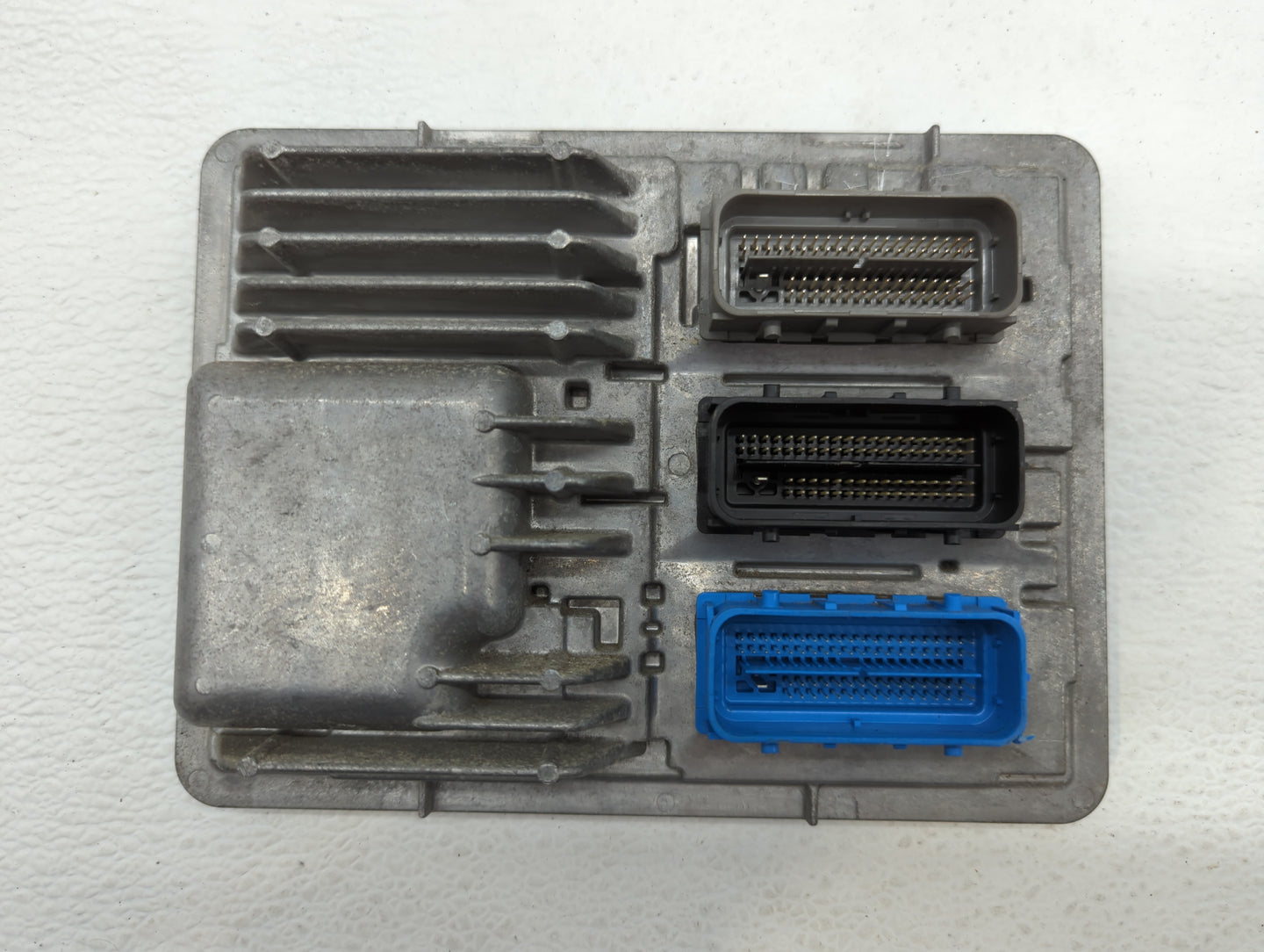2018-2020 Chevrolet Equinox PCM Engine Control Computer ECU ECM PCU OEM P/N:12676683 Fits Fits 2017 2018 2019 2020 2021 2022