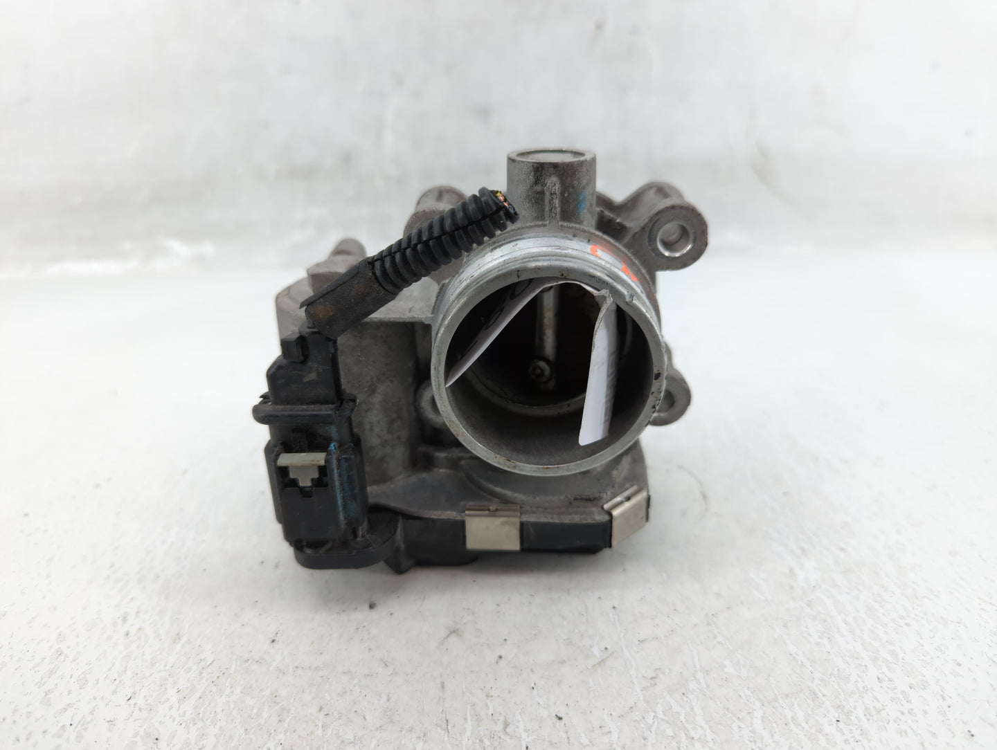 2018-2022 Chevrolet Equinox Throttle Body P/N:12671379AA Fits Fits 2016 2017 2018 2019 2020 2021 2022 OEM Used Auto Parts - 