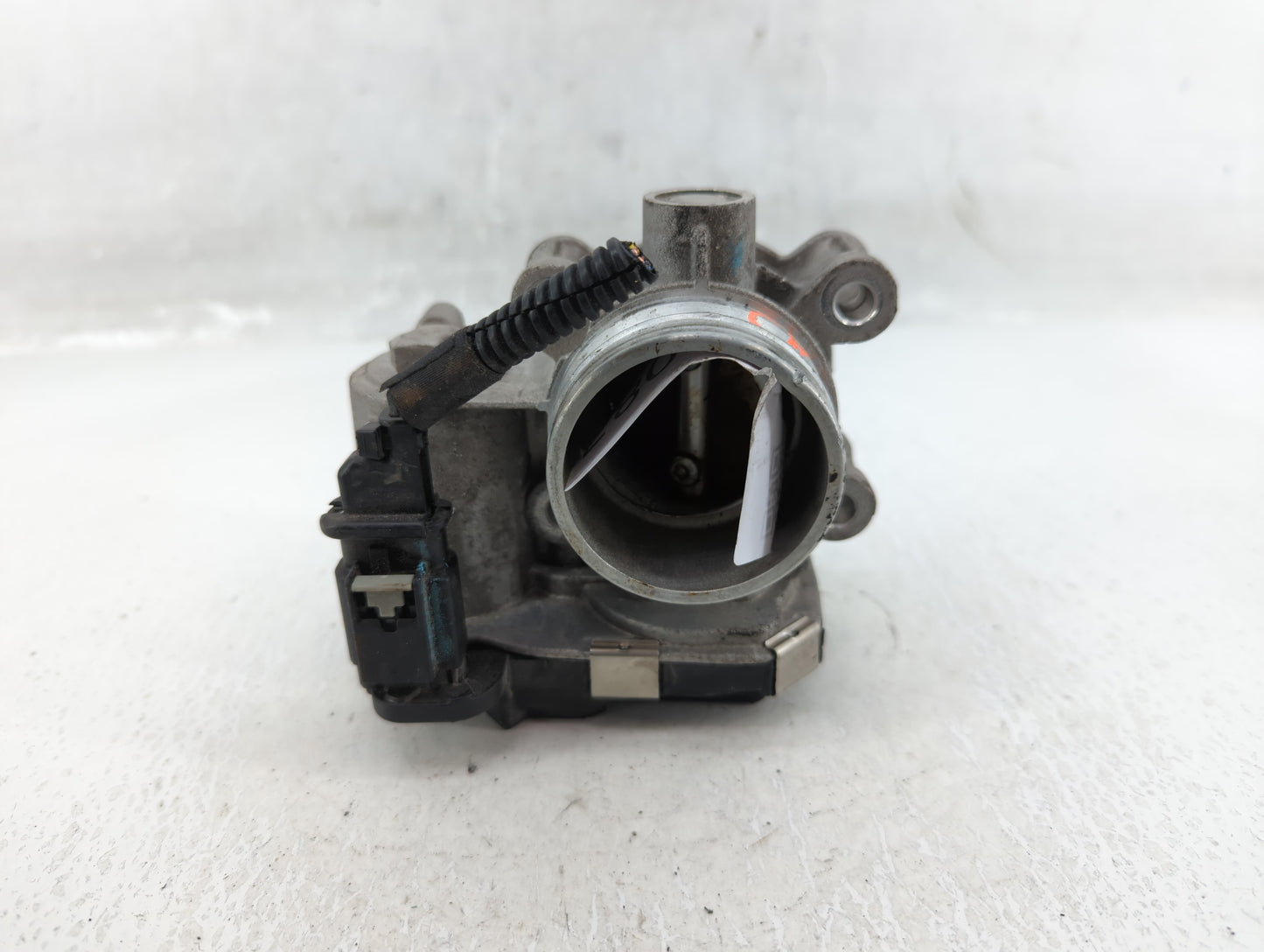 2018-2022 Chevrolet Equinox Throttle Body P/N:12671379AA Fits Fits 2016 2017 2018 2019 2020 2021 2022 OEM Used Auto Parts - 