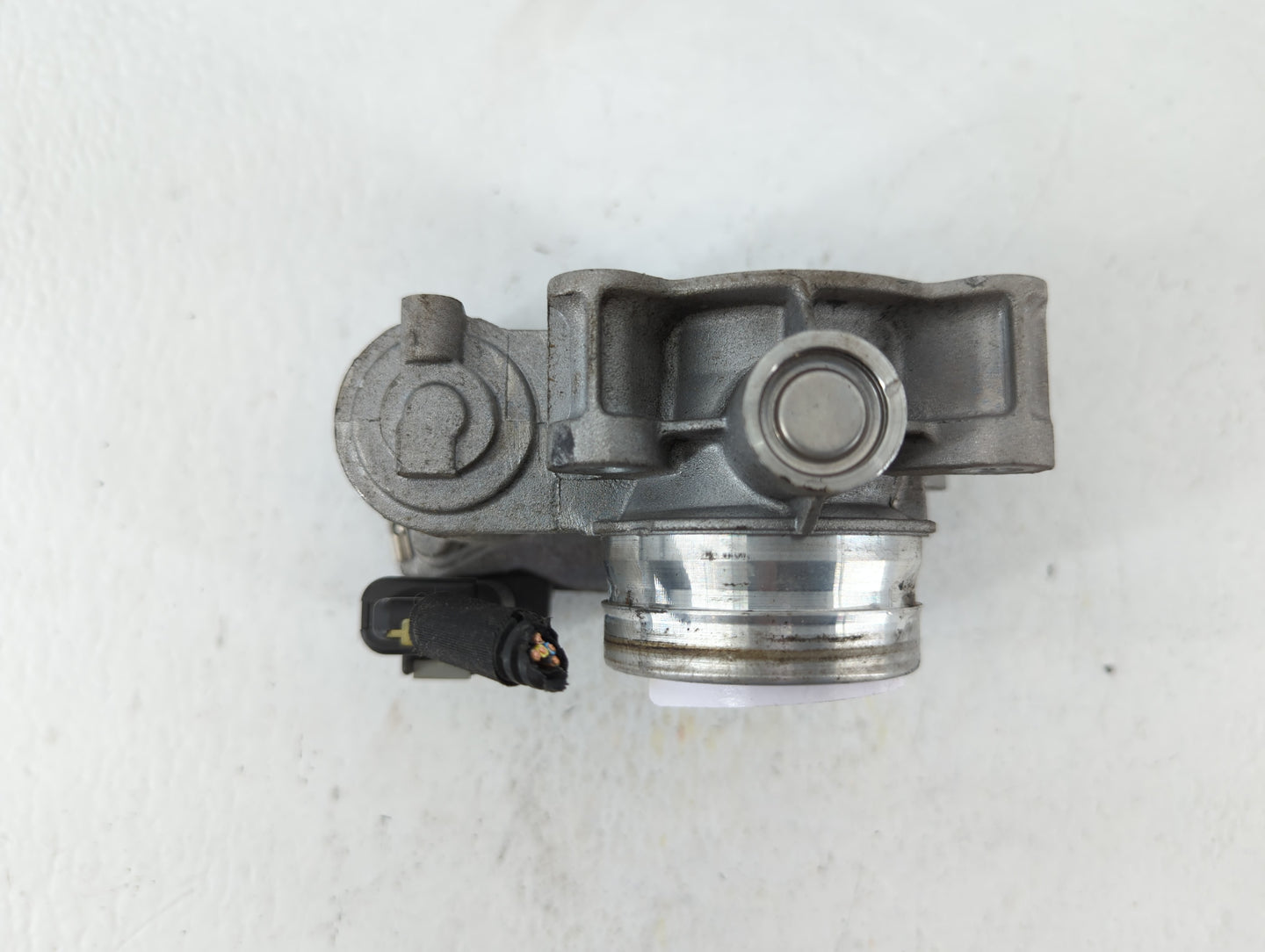 2018-2022 Chevrolet Equinox Throttle Body P/N:12671379AA Fits Fits 2016 2017 2018 2019 2020 2021 2022 OEM Used Auto Parts - 