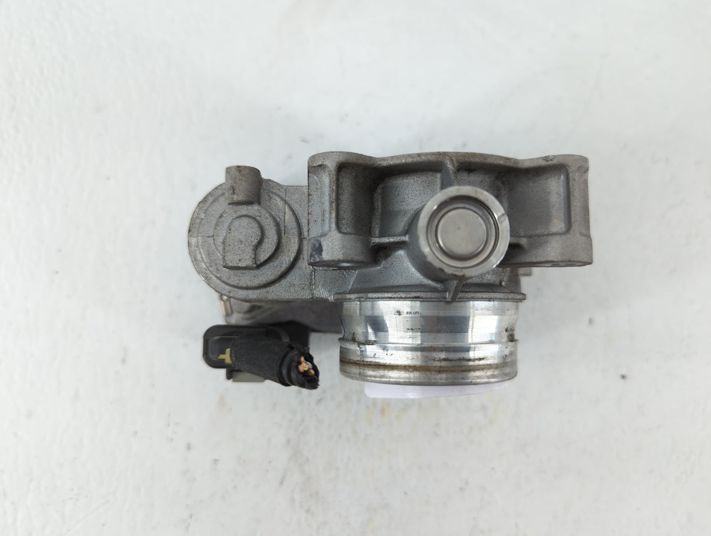 2018-2022 Chevrolet Equinox Throttle Body P/N:12671379AA Fits Fits 2016 2017 2018 2019 2020 2021 2022 OEM Used Auto Parts - 