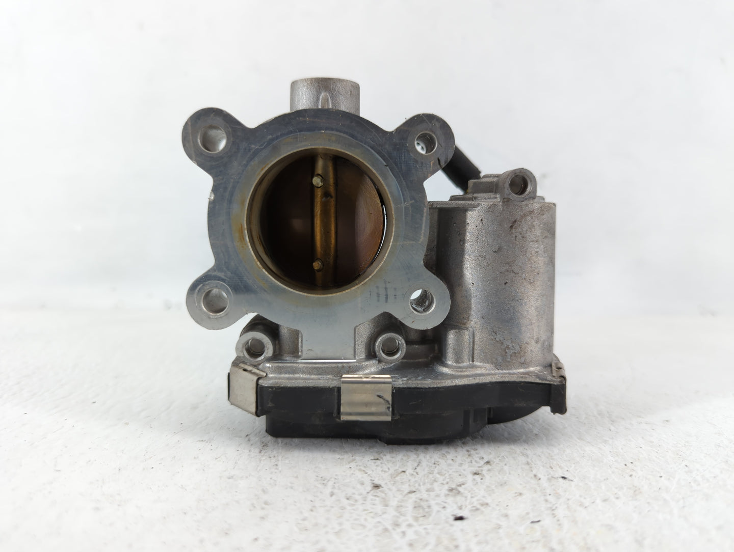 2018-2022 Chevrolet Equinox Throttle Body P/N:12671379AA Fits Fits 2016 2017 2018 2019 2020 2021 2022 OEM Used Auto Parts - 