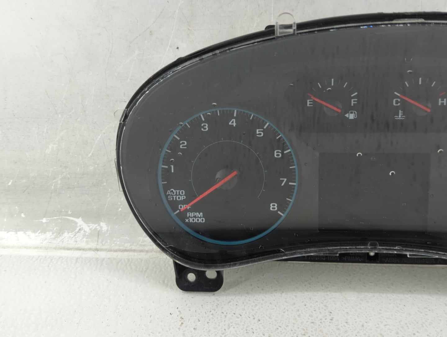 2018 Chevrolet Equinox Instrument Cluster Speedometer Gauges P/N:84240633 Fits OEM Used Auto Parts - Oemusedautoparts1.com