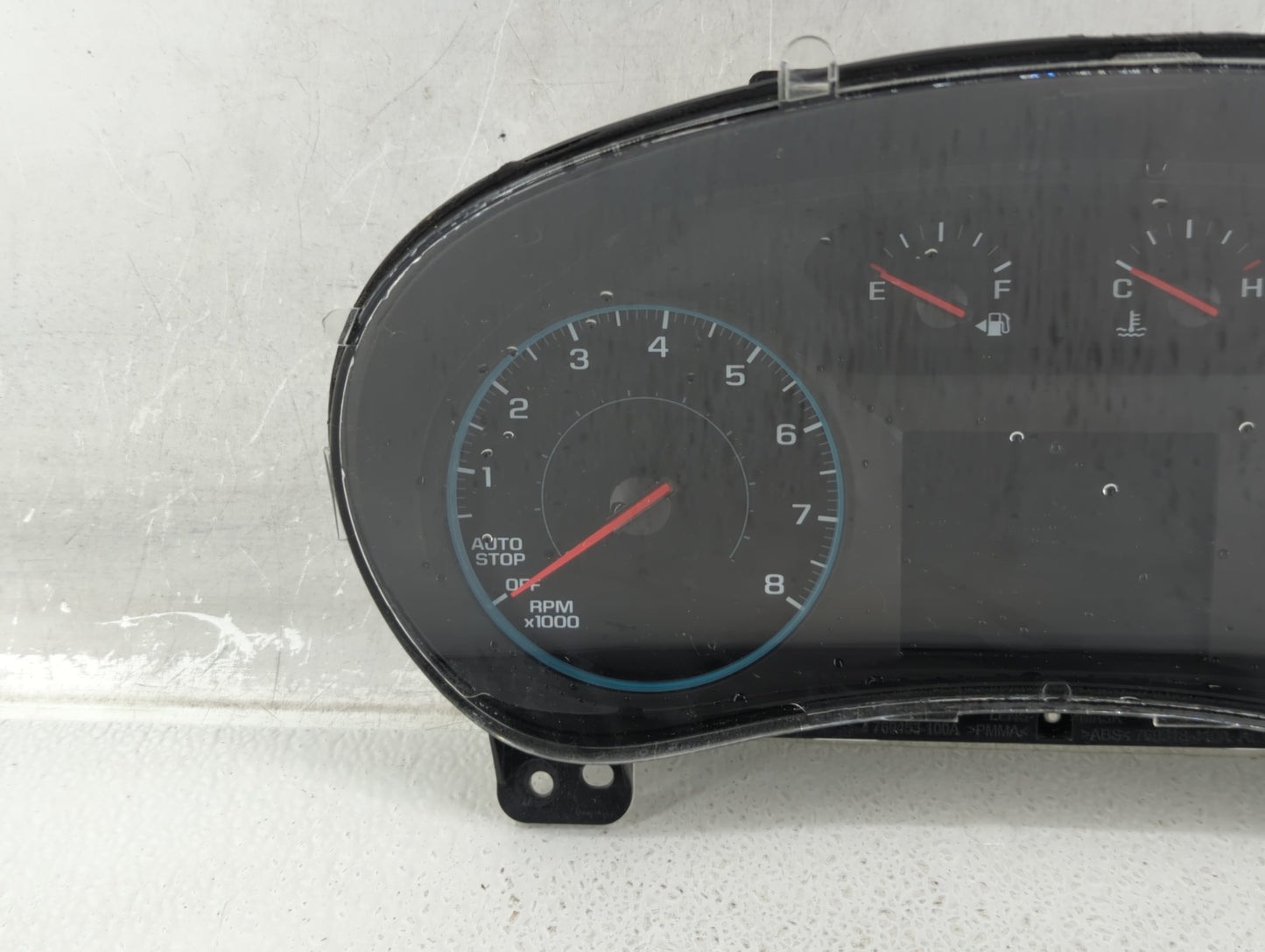 2018 Chevrolet Equinox Instrument Cluster Speedometer Gauges P/N:84240633 Fits OEM Used Auto Parts - Oemusedautoparts1.com