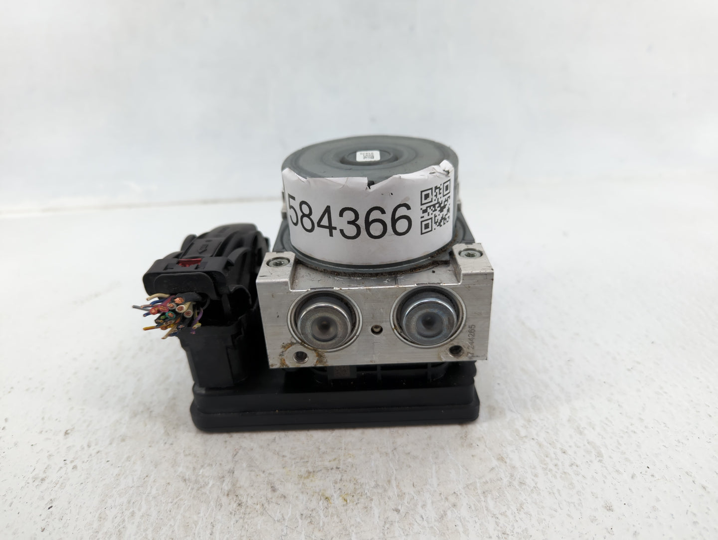 2018-2019 Chevrolet Equinox ABS Pump Control Module Replacement P/N:84342052 Fits Fits 2018 2019 2020 2021 OEM Used Auto Par