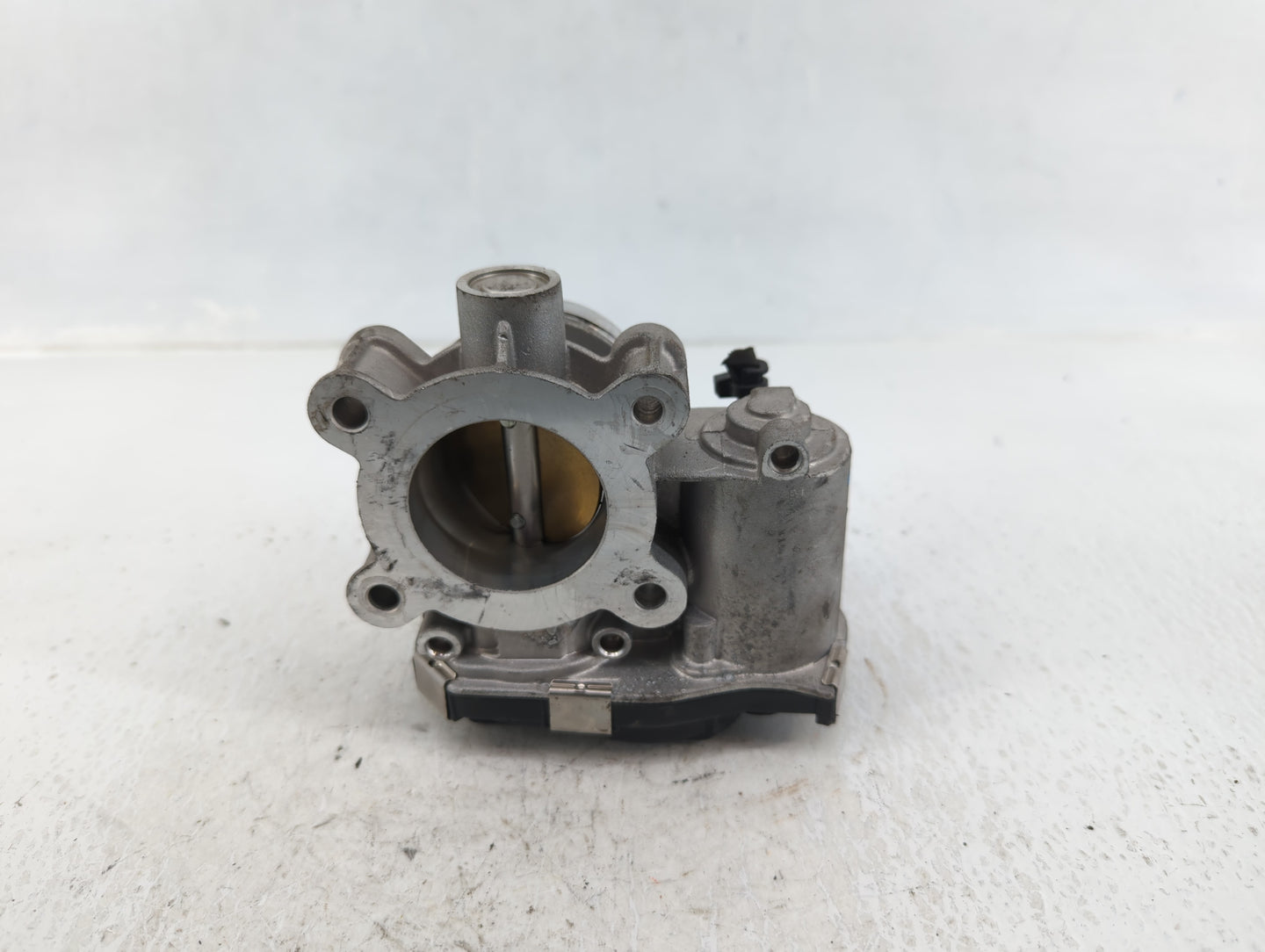 2018 Chevrolet Equinox Throttle Body P/N:12671379AA Fits OEM Used Auto Parts - Oemusedautoparts1.com