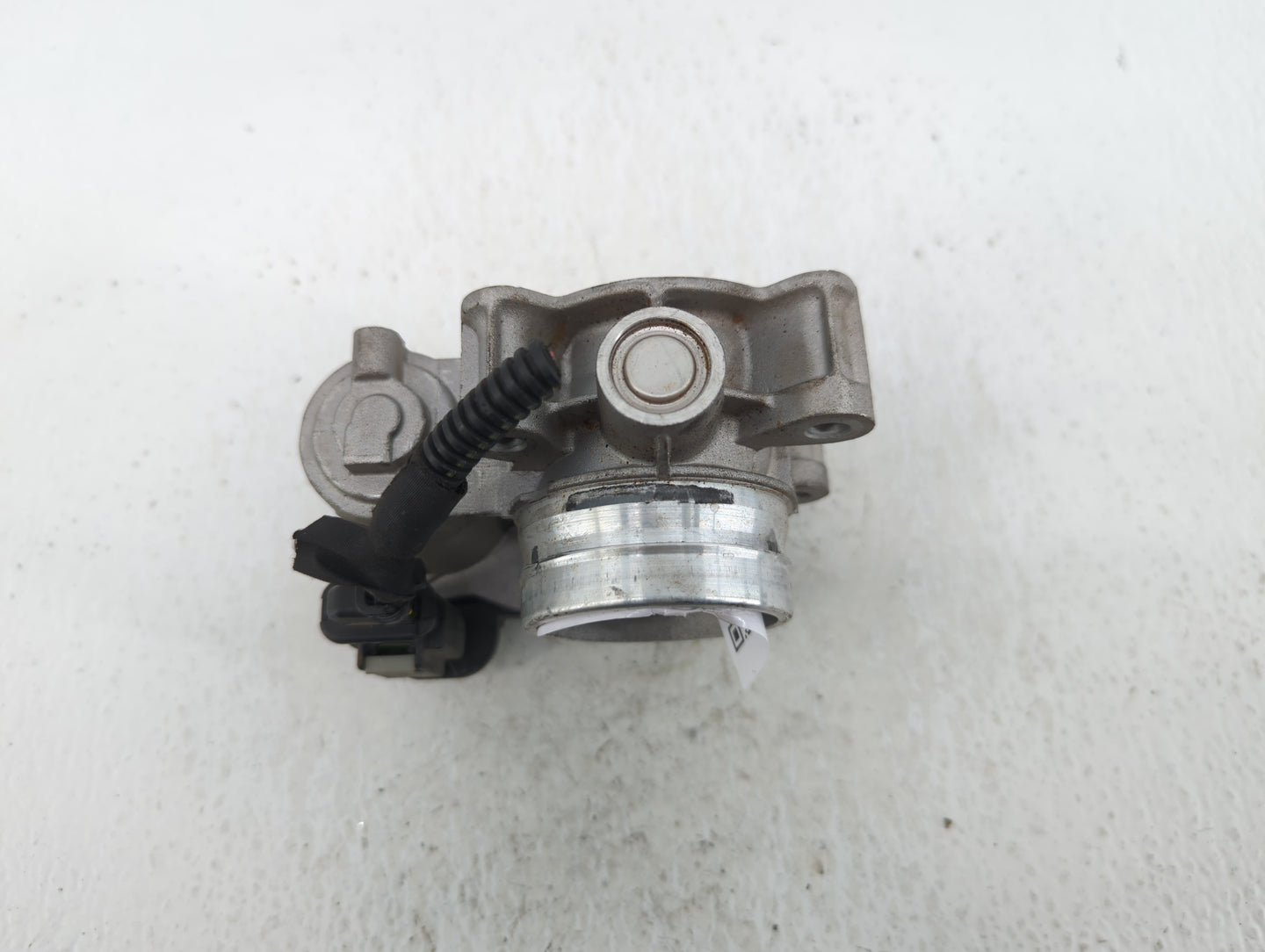 2018-2022 Chevrolet Equinox Throttle Body P/N:12671379AA Fits Fits 2016 2017 2018 2019 2020 2021 2022 OEM Used Auto Parts - 
