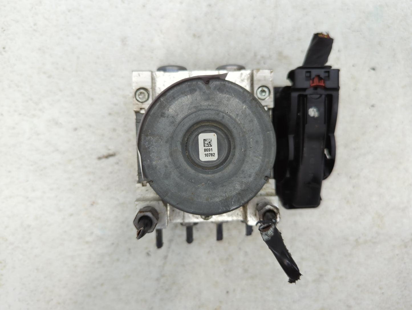2018-2019 Chevrolet Equinox ABS Pump Control Module Replacement P/N:5157-6808 84414759 Fits Fits 2018 2019 2020 2021 OEM Use