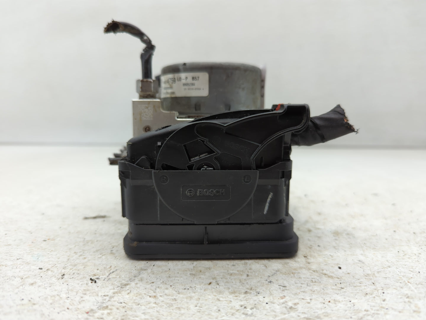 2018-2019 Chevrolet Equinox ABS Pump Control Module Replacement P/N:5157-6808 84414759 Fits Fits 2018 2019 2020 2021 OEM Use