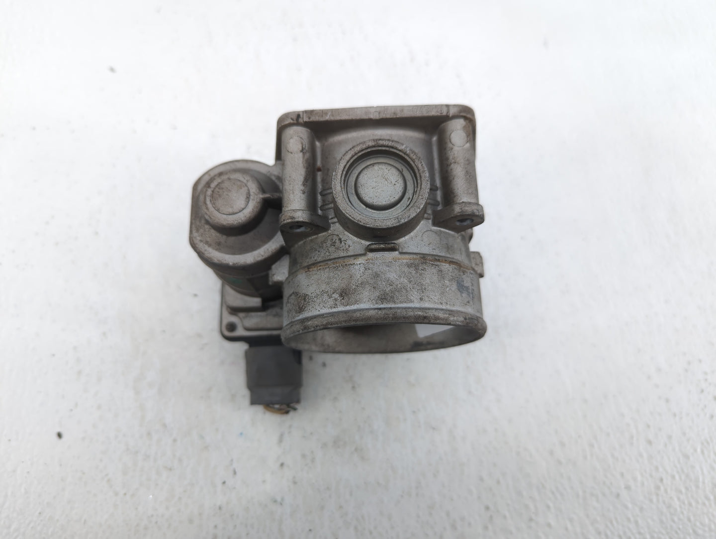 2018-2022 Chevrolet Equinox Throttle Body P/N:12671379AA Fits Fits 2016 2017 2018 2019 2020 2021 2022 OEM Used Auto Parts - 