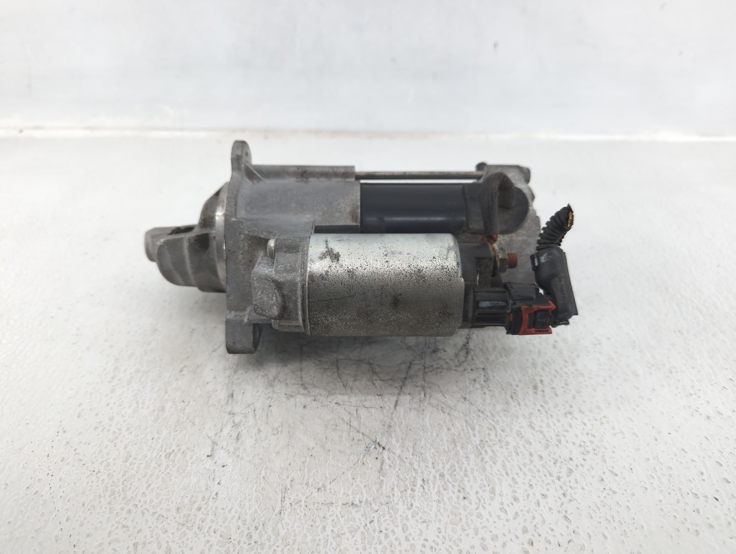 2018-2022 Chevrolet Equinox Car Starter Motor Solenoid OEM P/N:12680615 Fits Fits 2017 2018 2019 2020 2021 2022 OEM Used Aut
