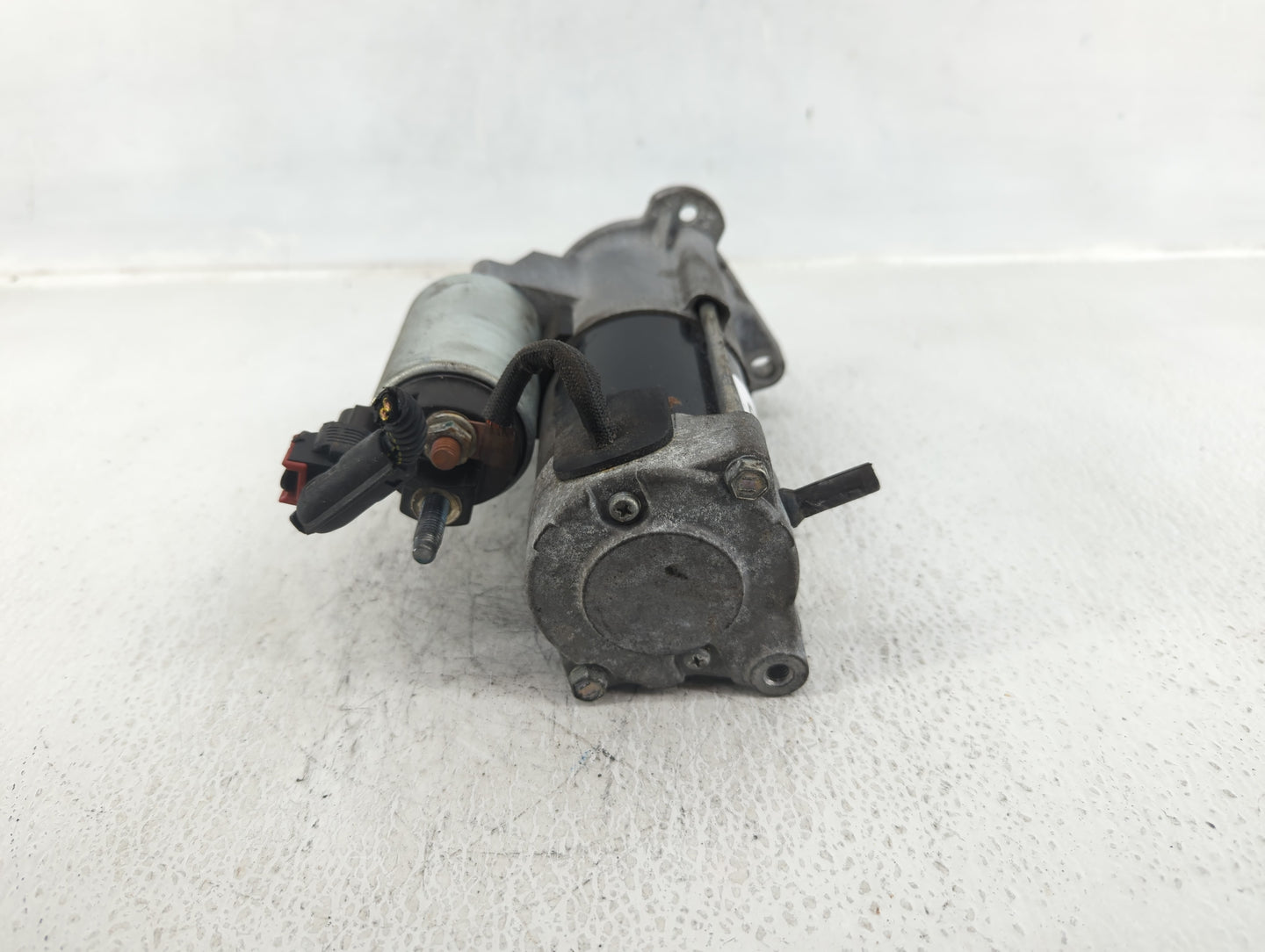 2018-2022 Chevrolet Equinox Car Starter Motor Solenoid OEM P/N:12680615 Fits Fits 2017 2018 2019 2020 2021 2022 OEM Used Aut