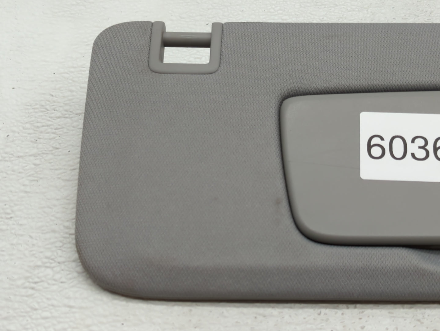 2018-2019 Chevrolet Equinox Sun Visor Shade Replacement Passenger Right Mirror Fits Fits 2018 2019 OEM Used Auto Parts - Oem