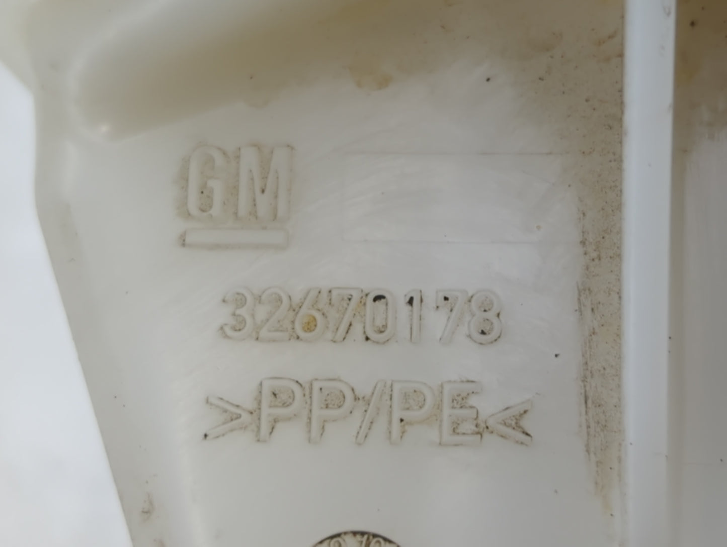 2018-2022 Chevrolet Equinox Brake Master Cylinder 610963 - Oemusedautoparts1.com