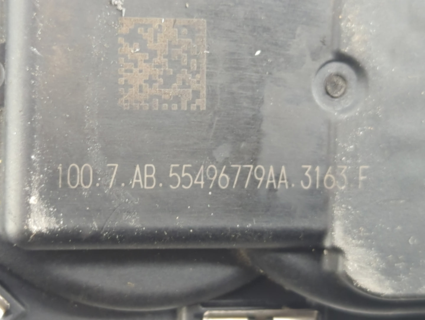 2018-2019 Chevrolet Equinox Throttle Body P/N:55496779AA Fits Fits 2017 2018 2019 OEM Used Auto Parts - Oemusedautoparts1.co