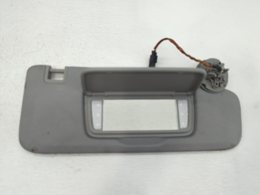 2018-2019 Chevrolet Equinox Sun Visor Shade Replacement Passenger Right Mirror Fits Fits 2018 2019 OEM Used Auto Parts - Oem
