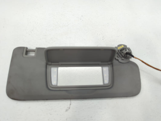 2018-2019 Chevrolet Equinox Sun Visor Shade Replacement Passenger Right Mirror Fits Fits 2018 2019 OEM Used Auto Parts - Oem