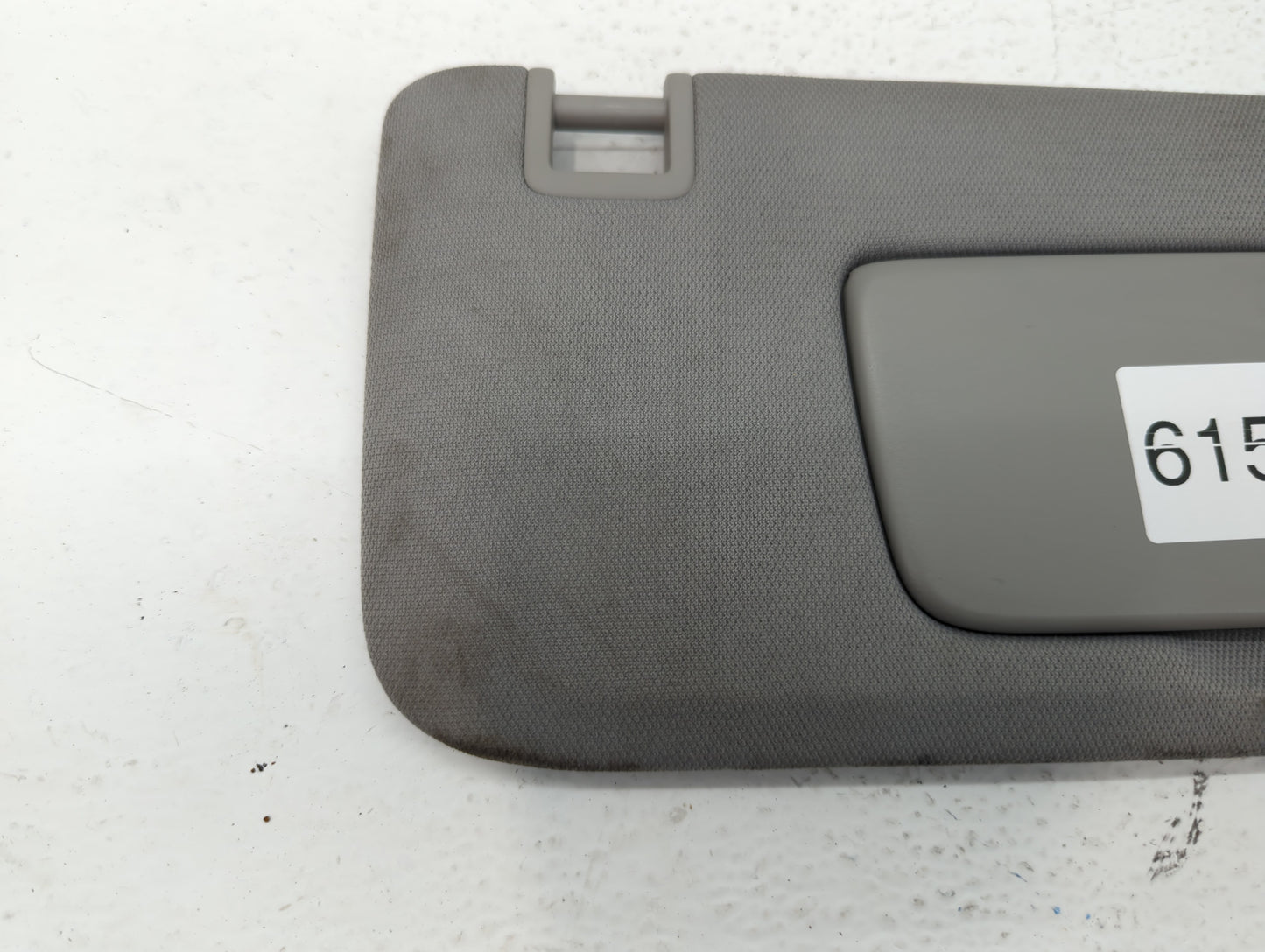 2018-2019 Chevrolet Equinox Sun Visor Shade Replacement Passenger Right Mirror Fits Fits 2018 2019 OEM Used Auto Parts - Oem