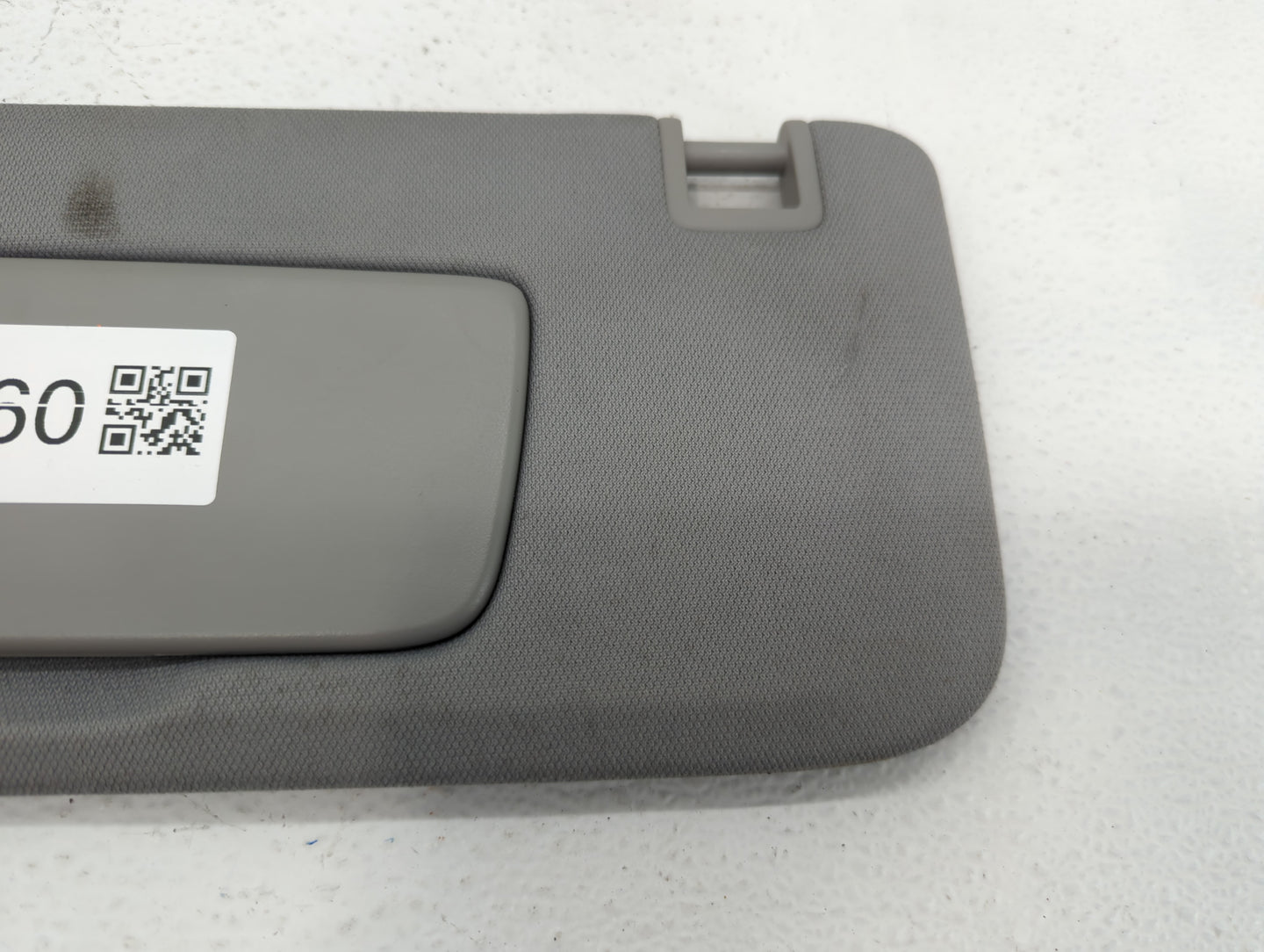 2018-2019 Chevrolet Equinox Sun Visor Shade Replacement Driver Left Mirror Fits Fits 2018 2019 OEM Used Auto Parts - Oemused