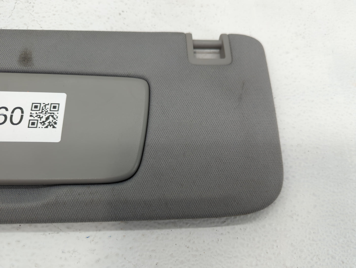 2018-2019 Chevrolet Equinox Sun Visor Shade Replacement Driver Left Mirror Fits Fits 2018 2019 OEM Used Auto Parts - Oemused